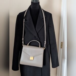 NWOT Quince Italian Leather Top Handle Crossbody Bag Snap Closure Gray / Taupe